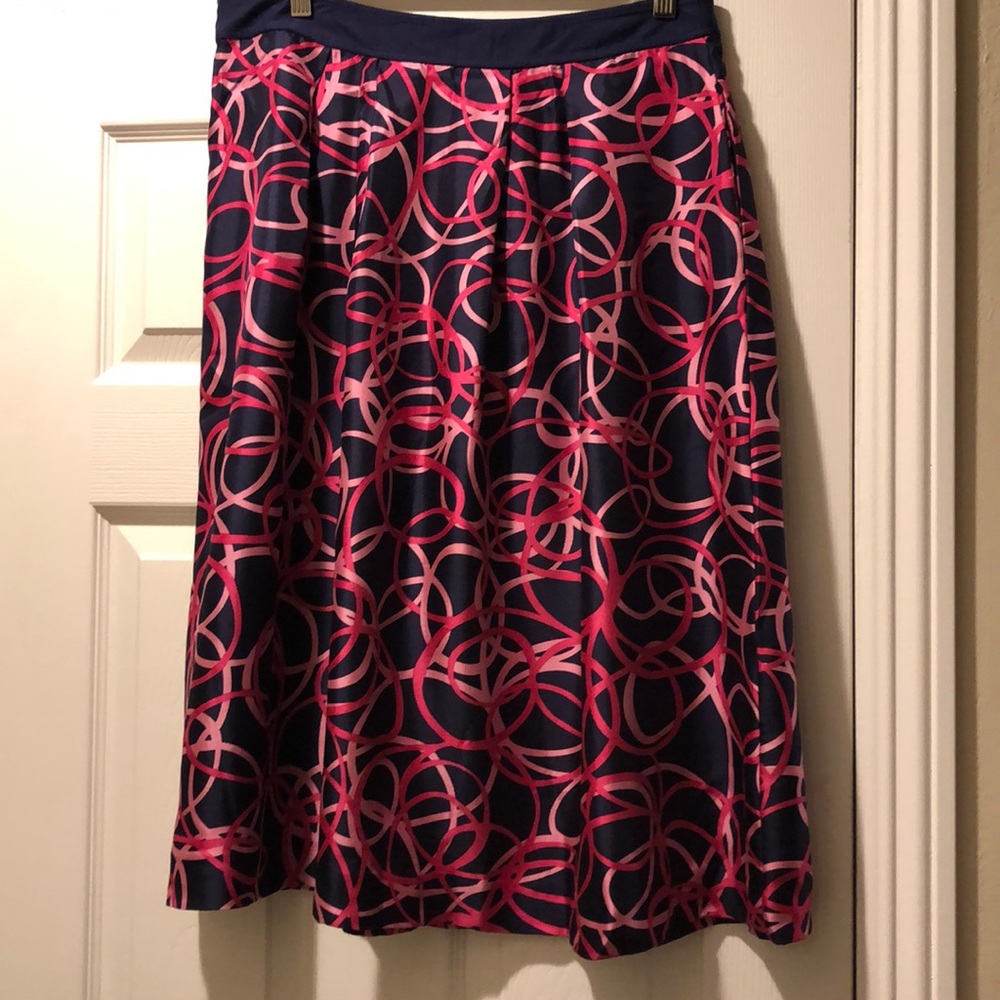 ⭐️Cynthia Steffe 100% silk navy skirt
